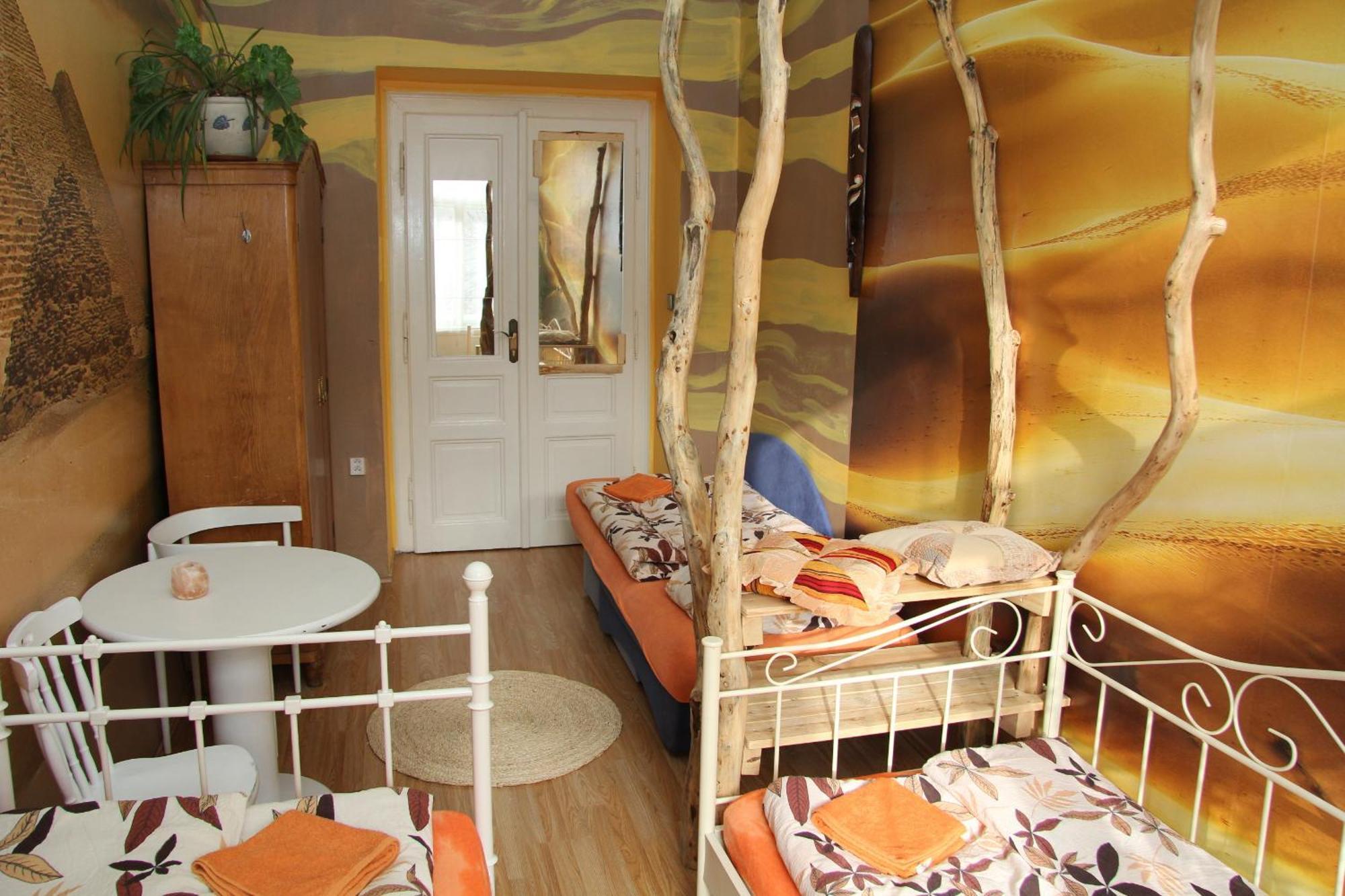 פראג Artharmony Pension & Hostel מראה חיצוני תמונה