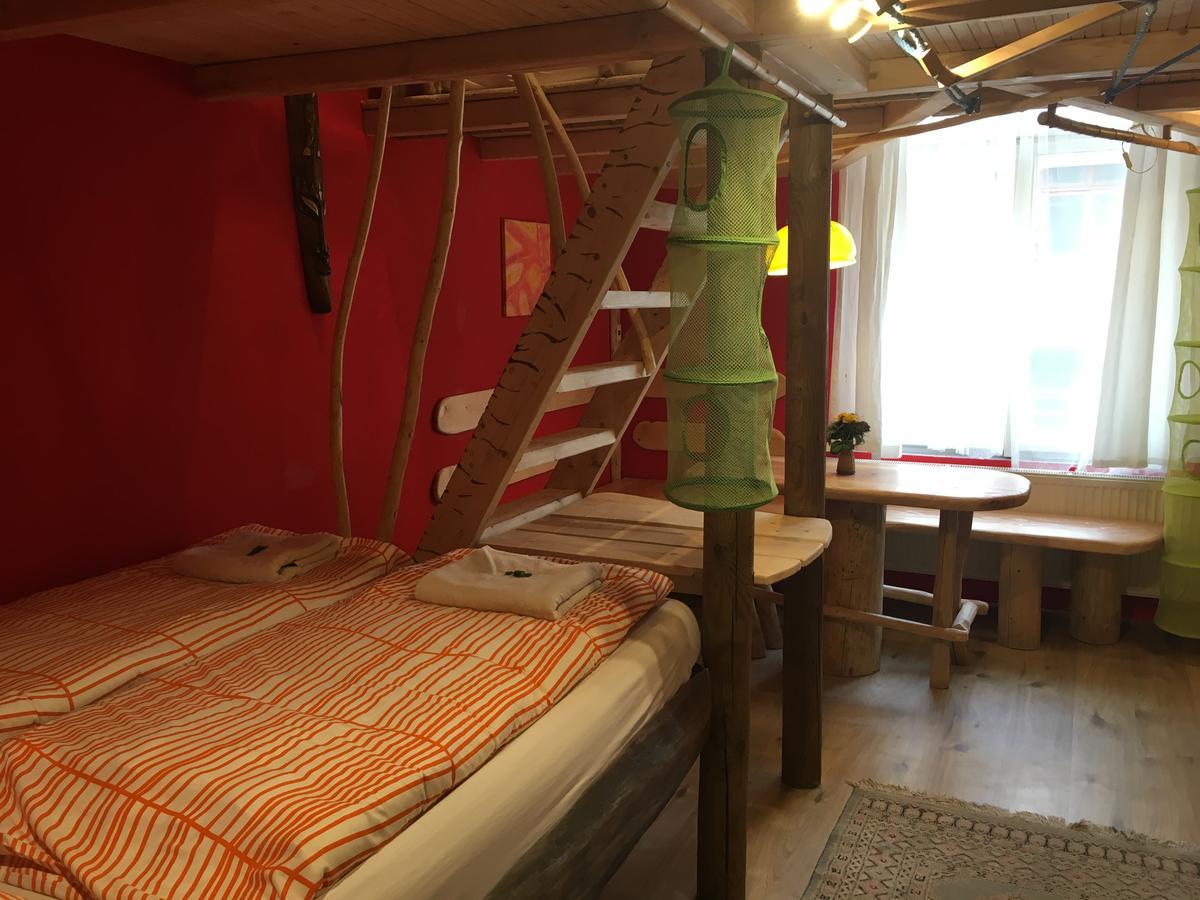 פראג Artharmony Pension & Hostel מראה חיצוני תמונה