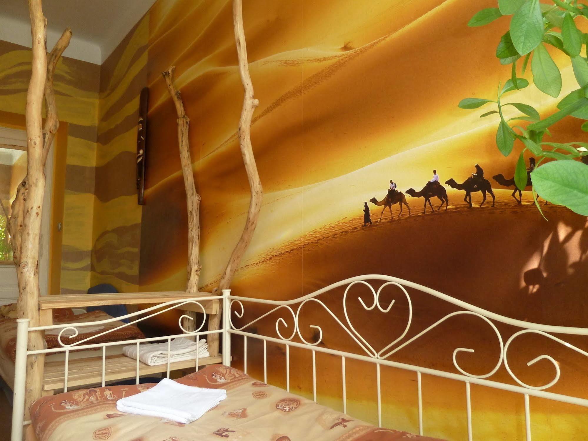 פראג Artharmony Pension & Hostel מראה חיצוני תמונה