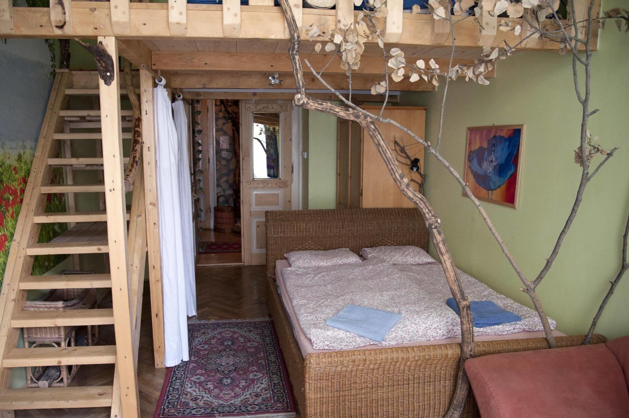 פראג Artharmony Pension & Hostel מראה חיצוני תמונה